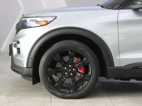 Ford Explorer ST 2022