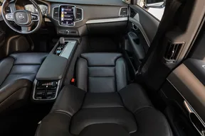 Volvo XC90 B5 2022