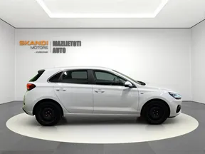 Hyundai i30 2021