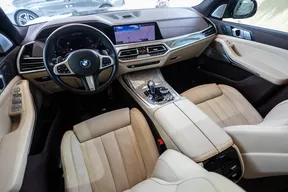 BMW X7 50 2019