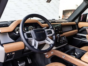 Land Rover Defender 110 2024