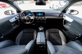 Mercedes-Benz A-Class 200 2021