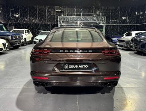 Porsche Panamera 4 Executive 2018