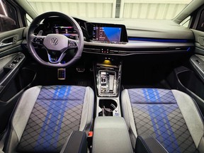 Volkswagen Golf R 2023