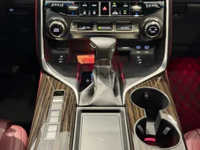 Lexus LX 600 2025