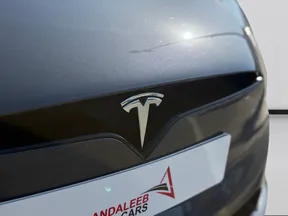 Tesla Model X 2023