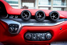 Ferrari F12berlinetta 2017