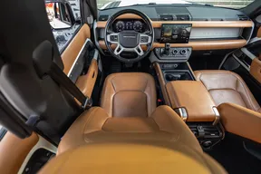 Land Rover Defender 130 2023