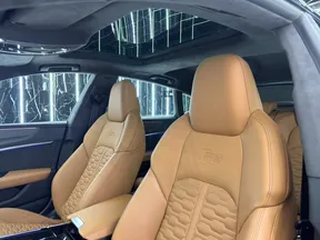 Audi RS7 2021