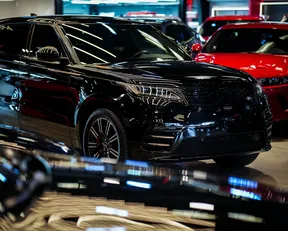 Land Rover Range Rover Velar 2025