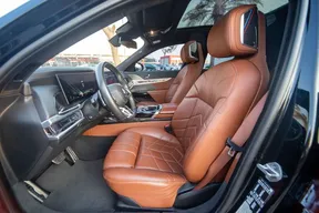 BMW 7 Series 735 2023