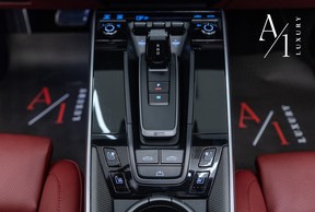 Porsche 911 Turbo S 2023