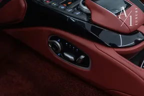 Aston Martin V8 Vantage 2022
