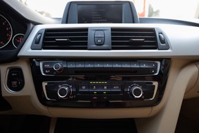 BMW 3 Series 318 2017