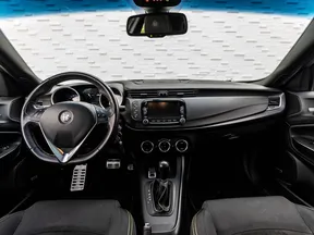 Alfa Romeo Giulietta 2021
