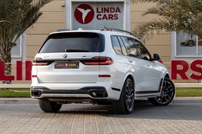 BMW X7 40i 2025