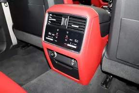 Porsche Cayenne 2023