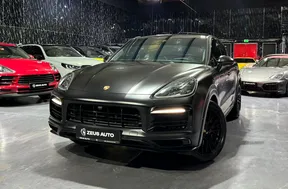 Porsche Cayenne GTS Coupé 2021