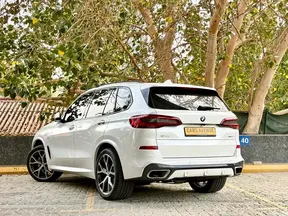 BMW X5 40 2022