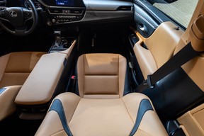 Lexus ES 350 2023