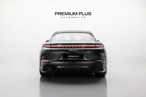 Porsche Panamera 2024