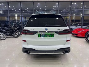 BMW X7 40i 2024