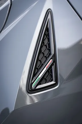 Lamborghini Urus 2024