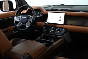 Land Rover Defender 110 2024