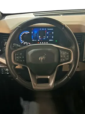 Ford Bronco 2021