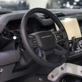 Land Rover Defender 110 2026