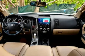 Toyota Sequoia 2013