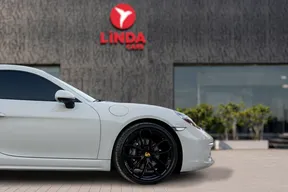 Porsche Cayman 718 2024