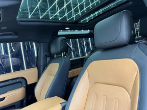 Land Rover Defender 90 2024