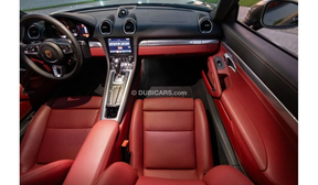 Porsche Cayman 718 2024