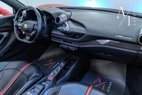 Ferrari F8 2021
