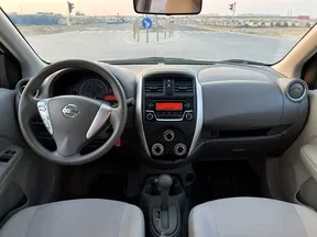 Nissan Sunny 2023