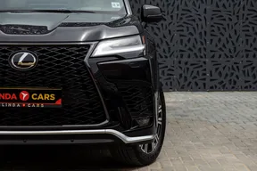 Lexus LX 700h 2025