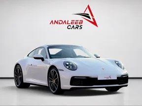 Porsche 911 Carrera 4 2023