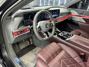 BMW 7 Series 760 2024