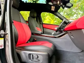 Land Rover Range Rover Velar 2025