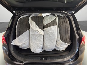 Hyundai Santa Fe 2023