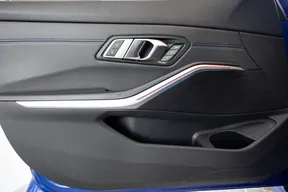 BMW 3 Series 330 2020