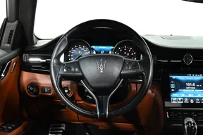 Maserati Quattroporte 2017