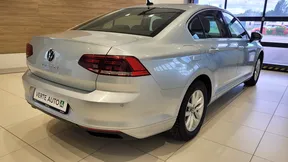 Volkswagen Passat 2022
