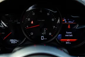 Porsche Cayman 718 2024