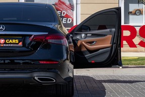 Mercedes-Benz E-Class 300 2022