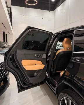 Volvo XC60 B5 2023