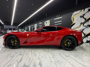 Ferrari 812 Superfast 2020