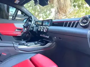 Mercedes-Benz CLA 35 AMG 2021