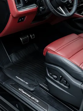 Porsche Cayenne GTS 2025